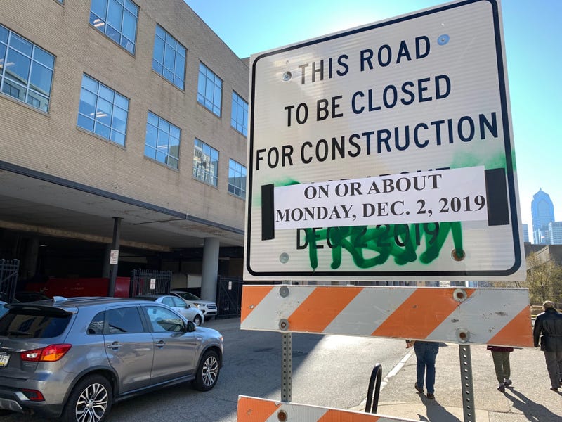 Construction to rebuild the 15th Street bridge between Hamilton and Callowhill Streets is scheduled to start Monday, weather permitting.