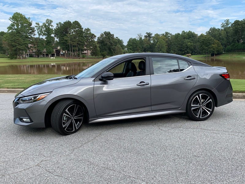Nissan Sentra 2.0 SR CVT