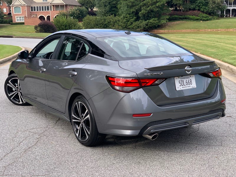 Nissan Sentra 2.0 SR CVT