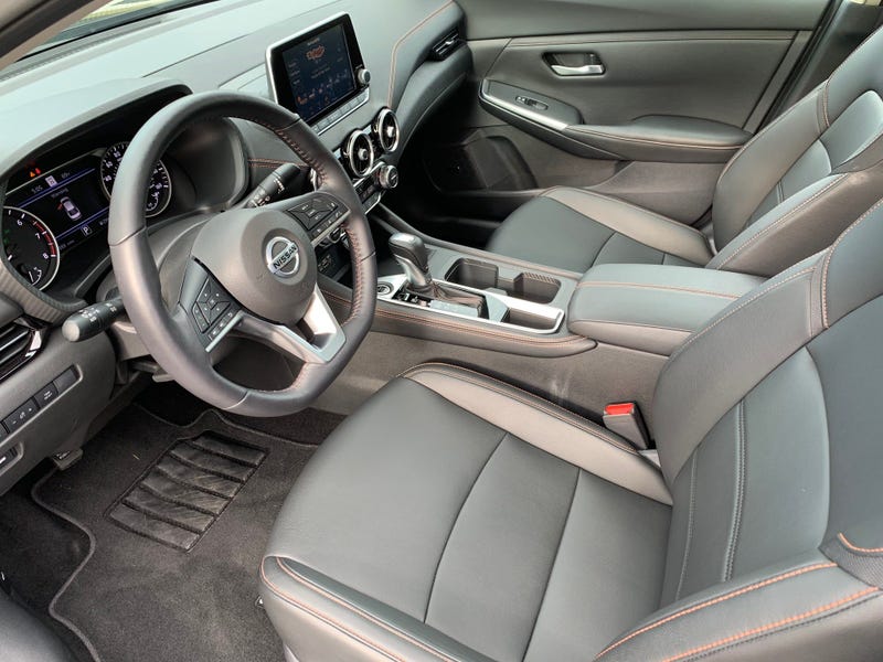 Nissan Sentra 2.0 SR CVT