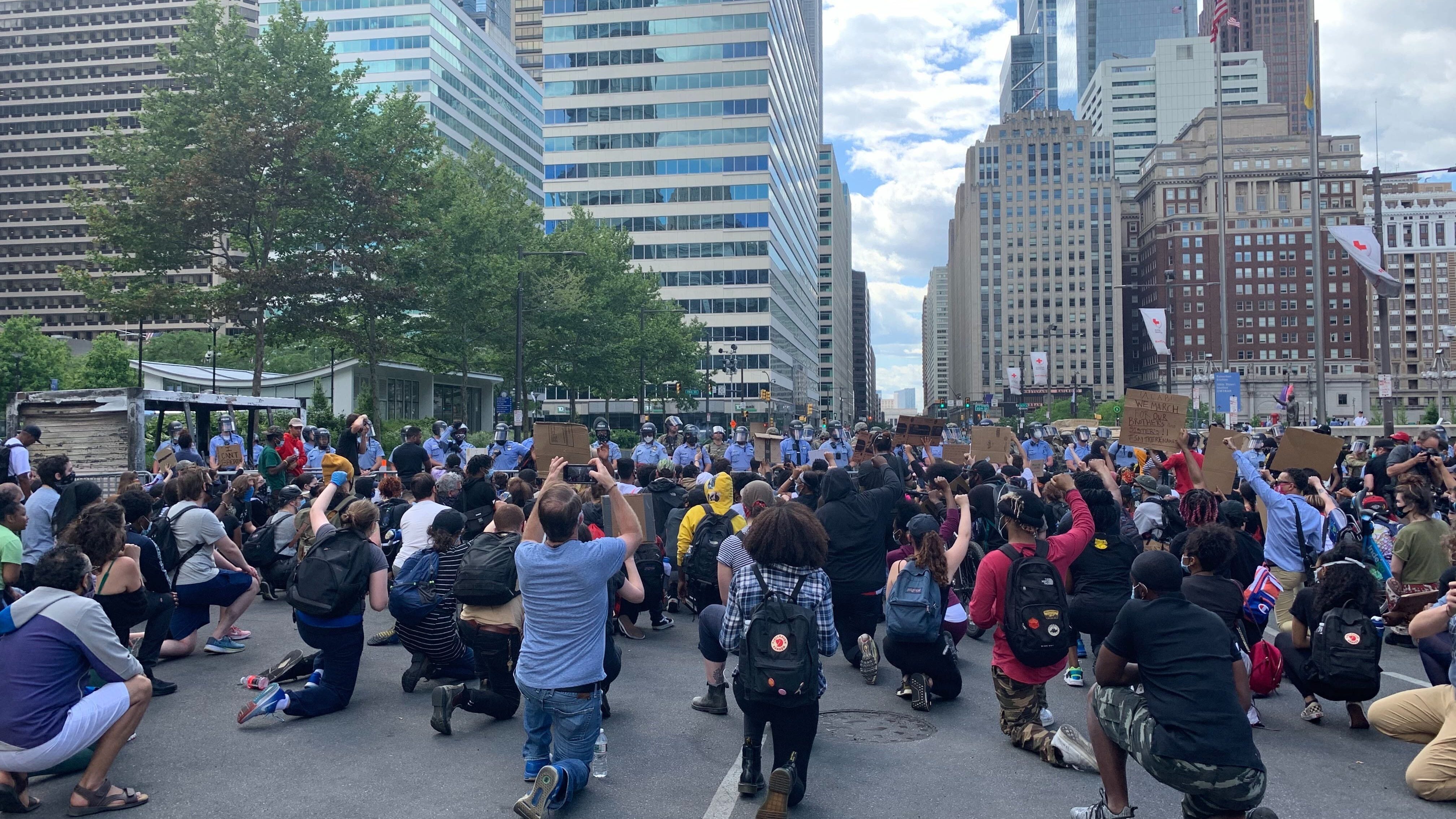 Massive protests, some looting rage on for a third day in Philadelphia; police tear gas expressway protesters