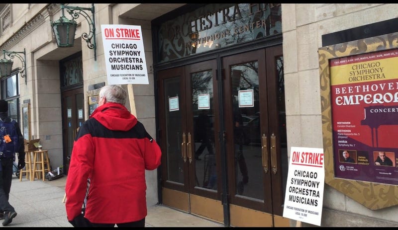 Chicago Symphony Orchestra Musicians Go On Strike