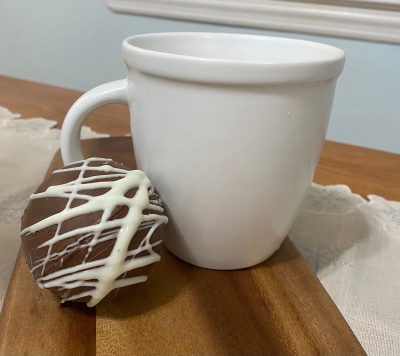 hot cocoa bomb drink
