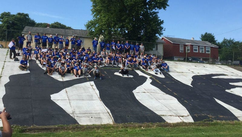 80 veterans from The Mission Continues helped clean-up Ben Franklin High School in Baltimore.