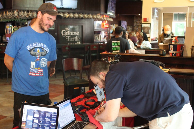 The 106.7 The Fan Street Team joins Grant & Danny as they broadcast live at The Greene Turtle during Game 1 of the Capitals vs. Lighting.