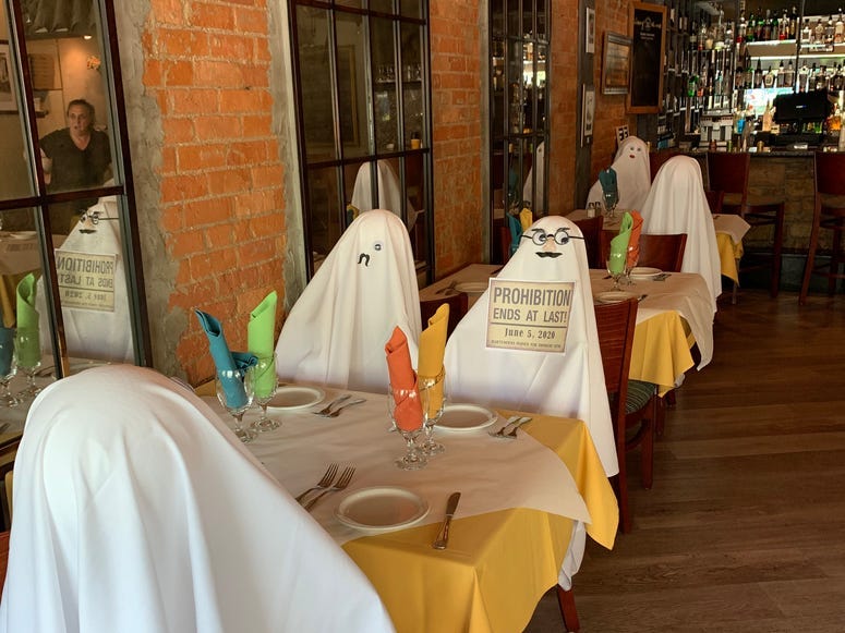 Ghosts at Trattoria Da Luigi