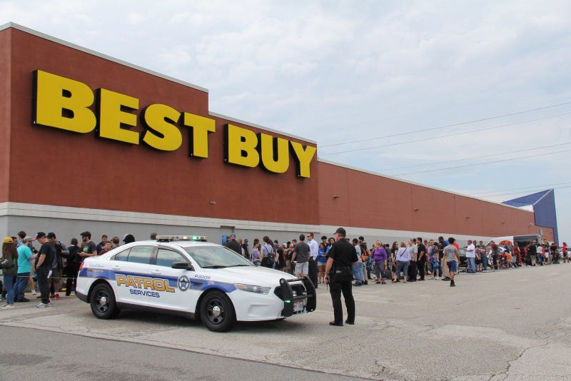 Anthony Russo Avengers: Endgame Signing at Best Buy Cleveland