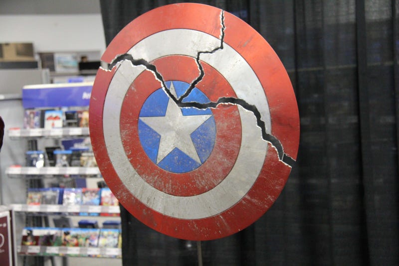 Anthony Russo Avengers: Endgame Signing at Best Buy Cleveland