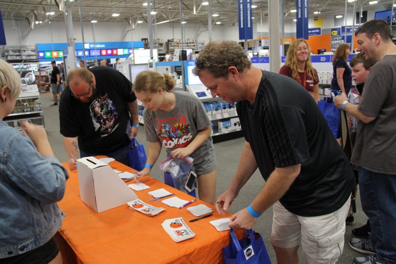 Anthony Russo Avengers: Endgame Signing at Best Buy Cleveland