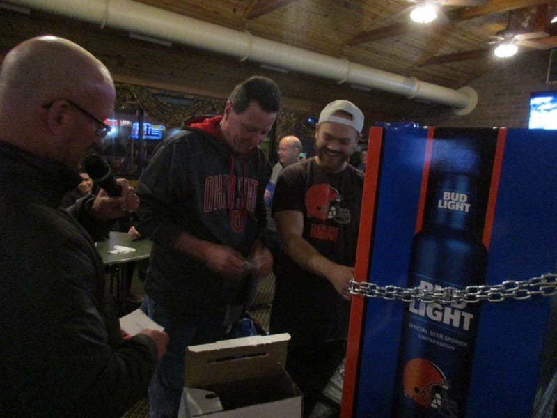 Victory Fridge giveaway 12-27