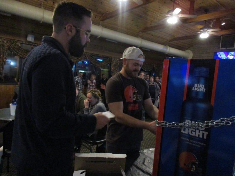 Victory Fridge giveaway 12-27