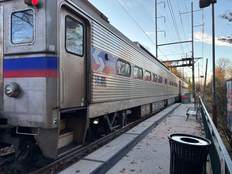 Septa train