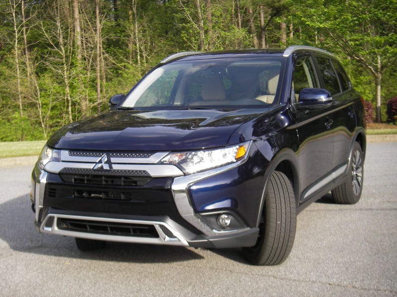 Mitsubishi Outlander 