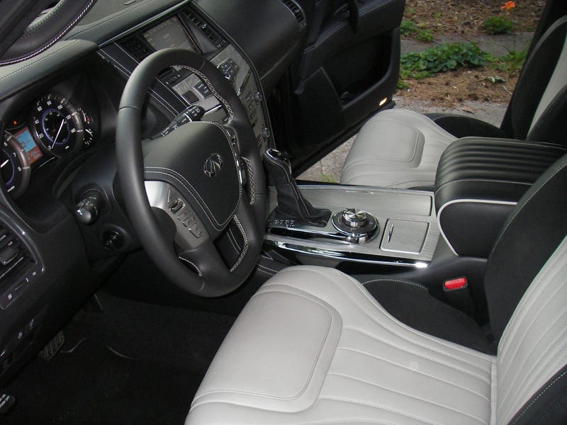 Infiniti QX80