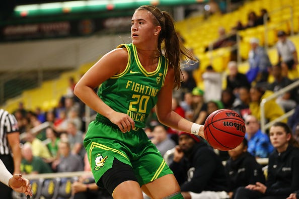 Oregon's Sabrina Ionescu backs down her opponent during a game. 