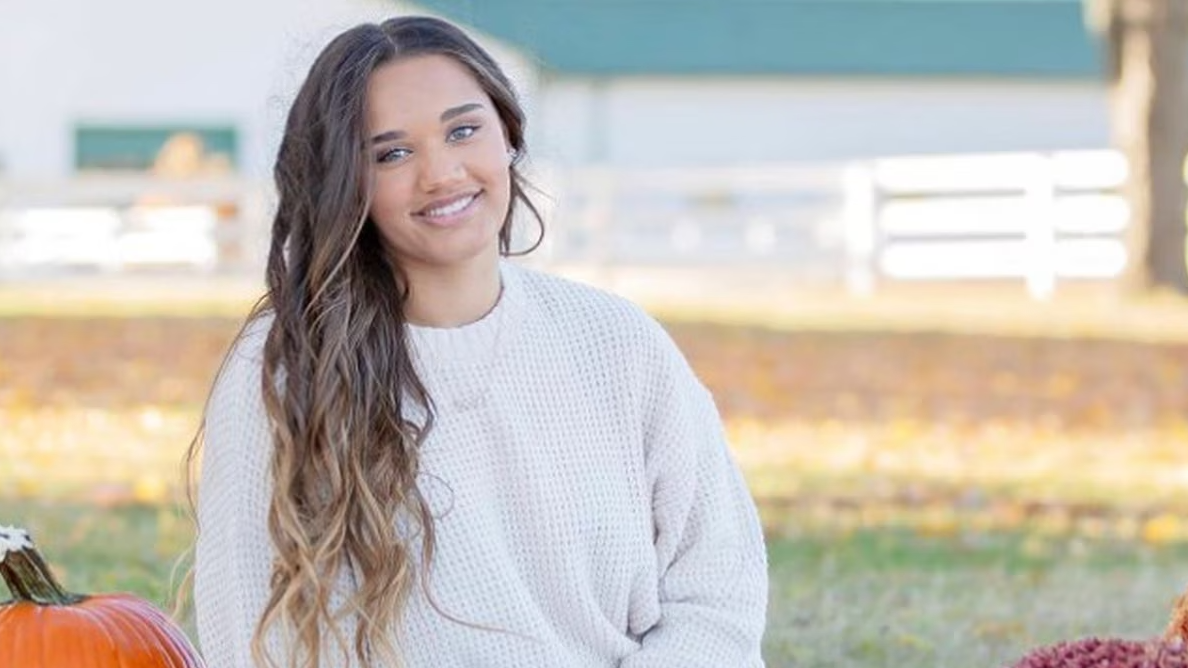 Teen visiting St. Louis for volleyball tournament loses both legs after reckless driver crash
