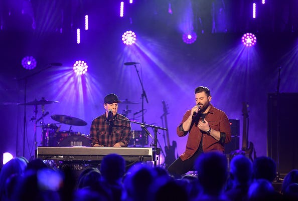 Chris Young, Gavin DeGraw, CMT Crossroads, Country Music