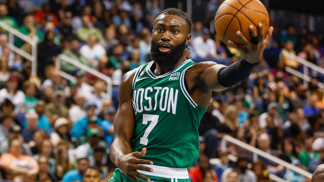 Jaylen Brown needs to start distancing himself from Kanye West
