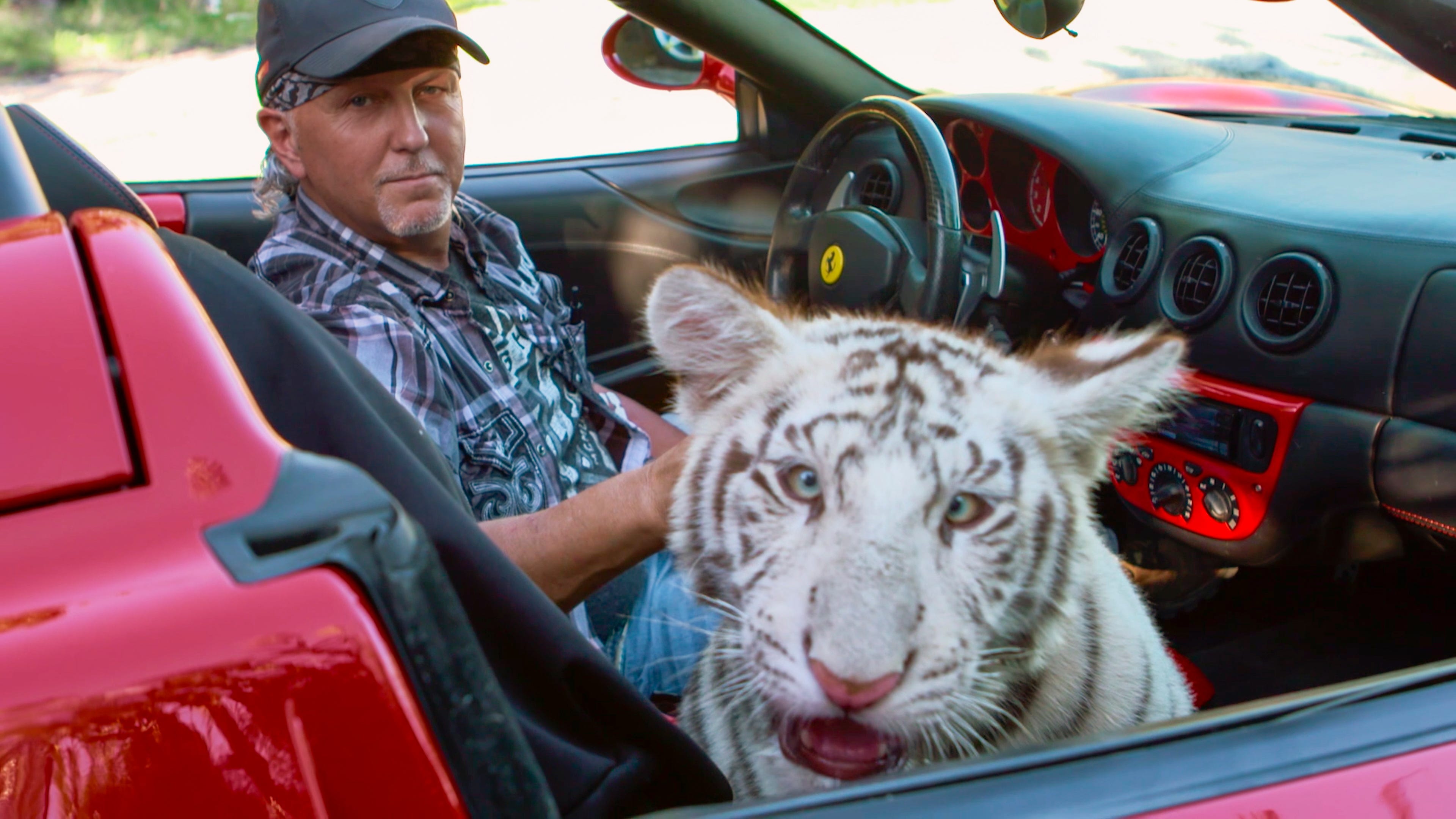 ‘Tiger King’ star Jeff Lowe airlifted to hospital after suffering stroke: ‘I thought he was dying in my arms’