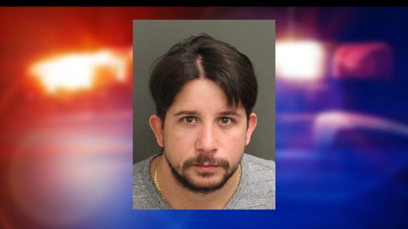 Florida man tries to eat stolen debit card