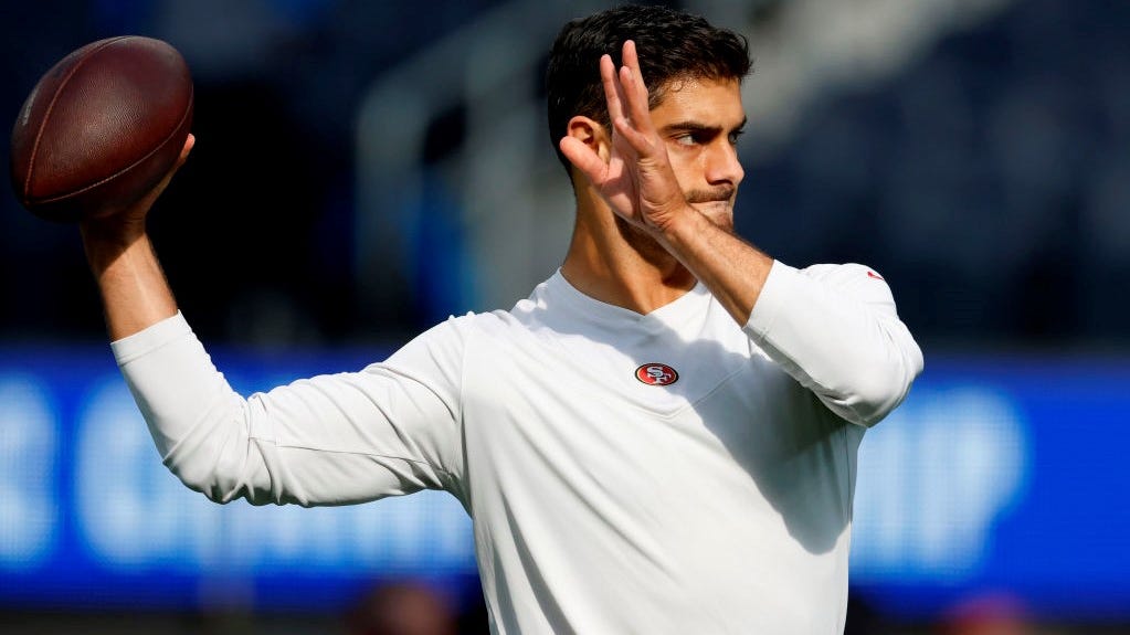 WATCH: Jimmy Garoppolo throws on side field at 49ers practice