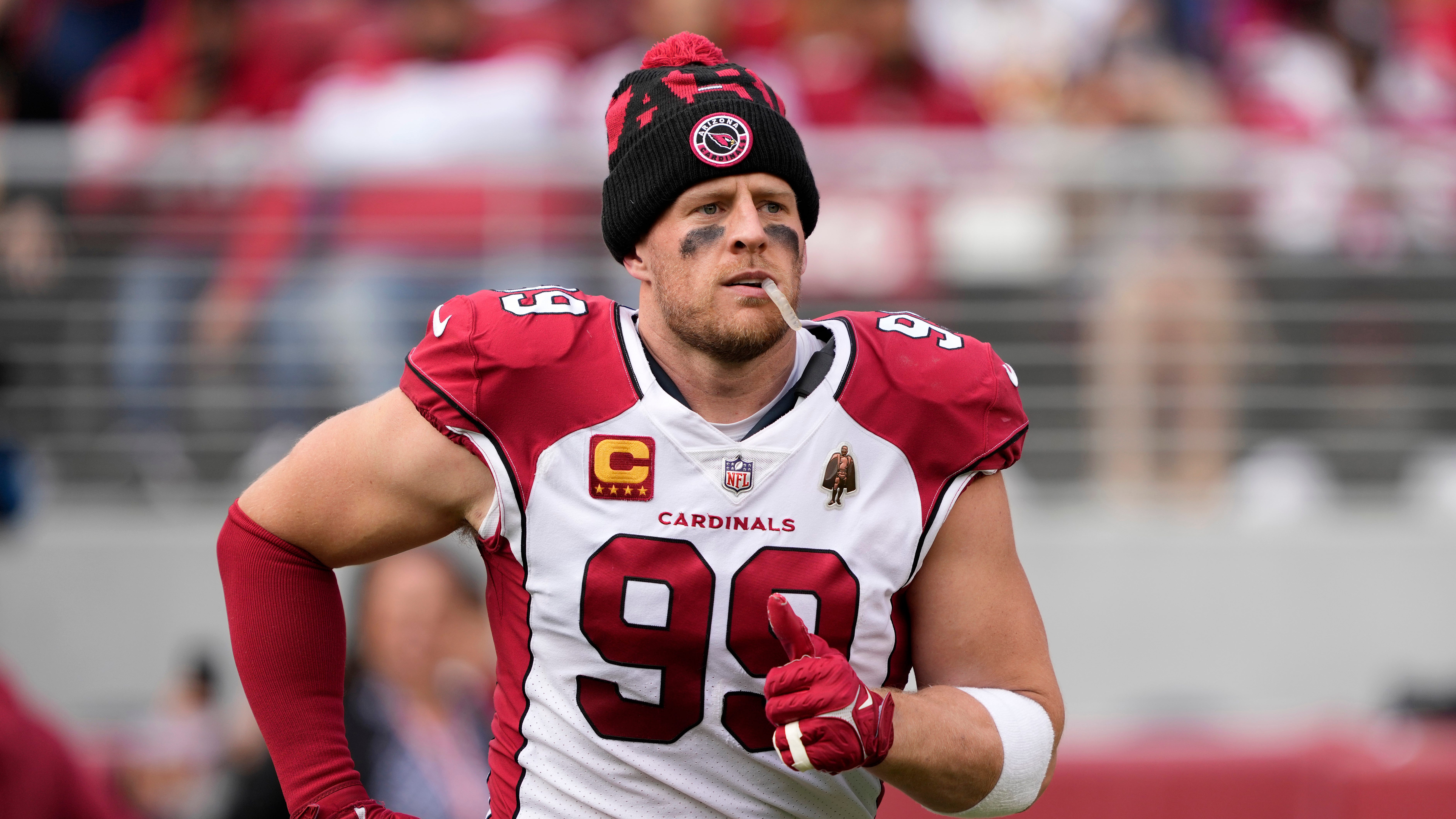 SEE IT: JJ Watt records two sacks in his final game of career