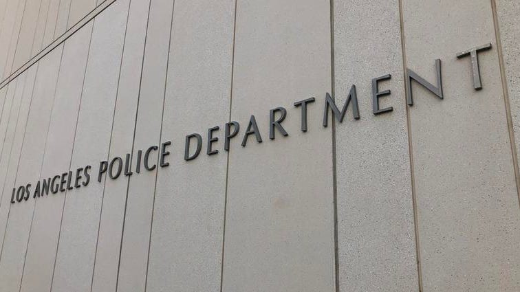 LAPD officer dies from COVID-19 complications