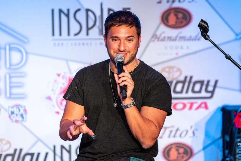 Jonas Blue SH On Stage Photos Courtesy Of Key Lime Photography8