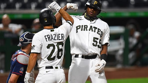 Pirates trade Josh Bell to Nationals for two pitching prospects