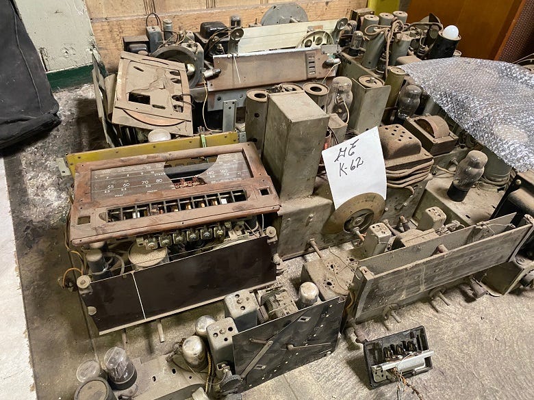 Aladdin's repair shop in San Francisco's Sunset District will close after more than 70 years in business.