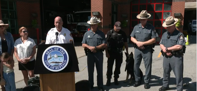 New York Parks Police decided to honor a fallen Buffalo firefighter as they acquired a new K9. They've named the dog Arno, in memory of fallen Buffalo firefighter Jason Arno.