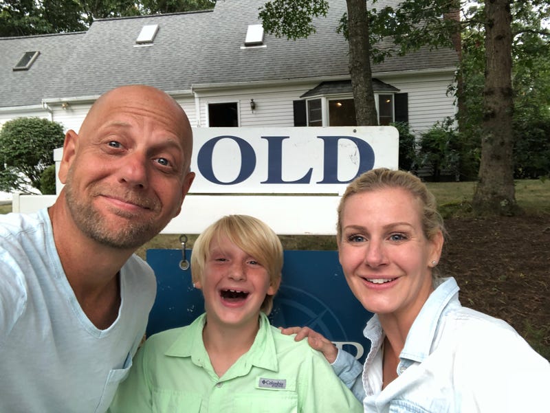 The Tagers buy a house