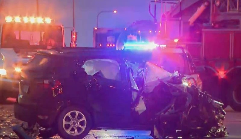 car crash on Kennedy Expressway