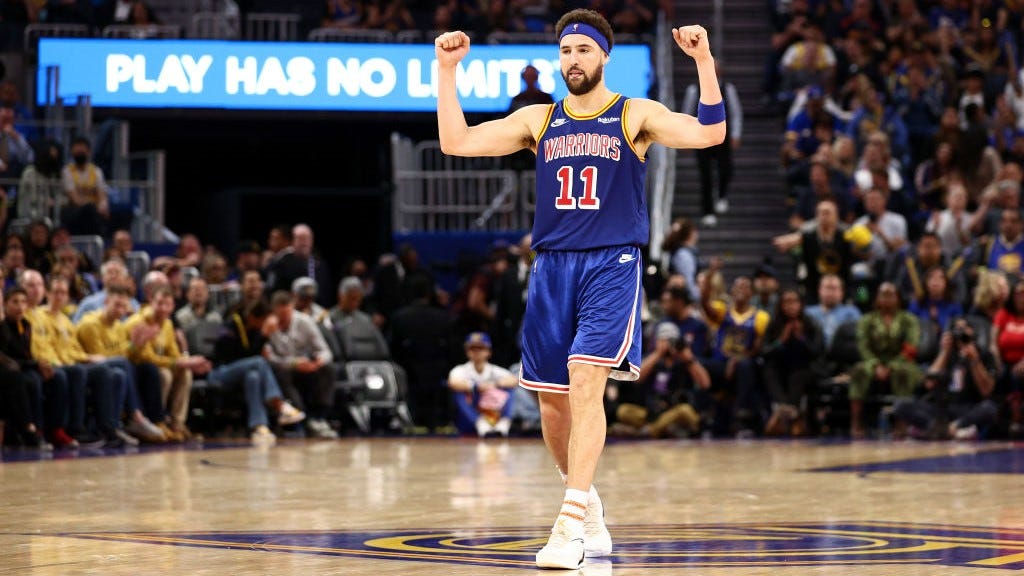 Bob Myers describes why Klay Thompson's game is suited for playoffs