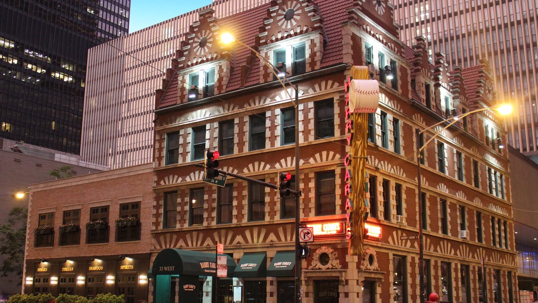Harry Caray’s River North location reopens Friday; expect to see Dutchie 'running around' this weekend