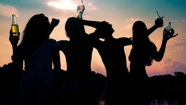 Lake of the Ozarks Mayor Defends Viral Videos of Crowded Parties