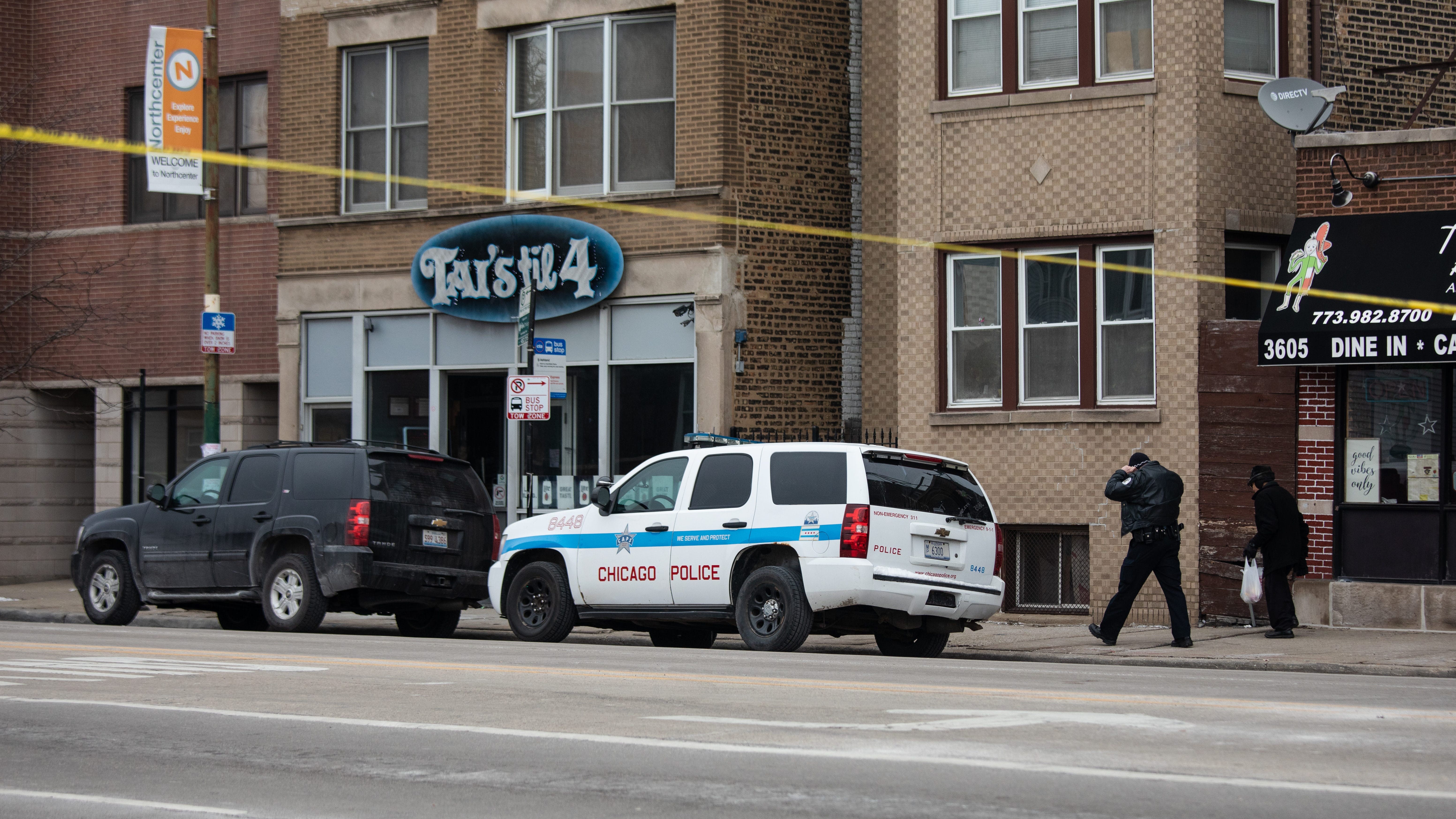 Chicago Police Fatally Shoot Gunman After Lakeview Shooting Near Bar