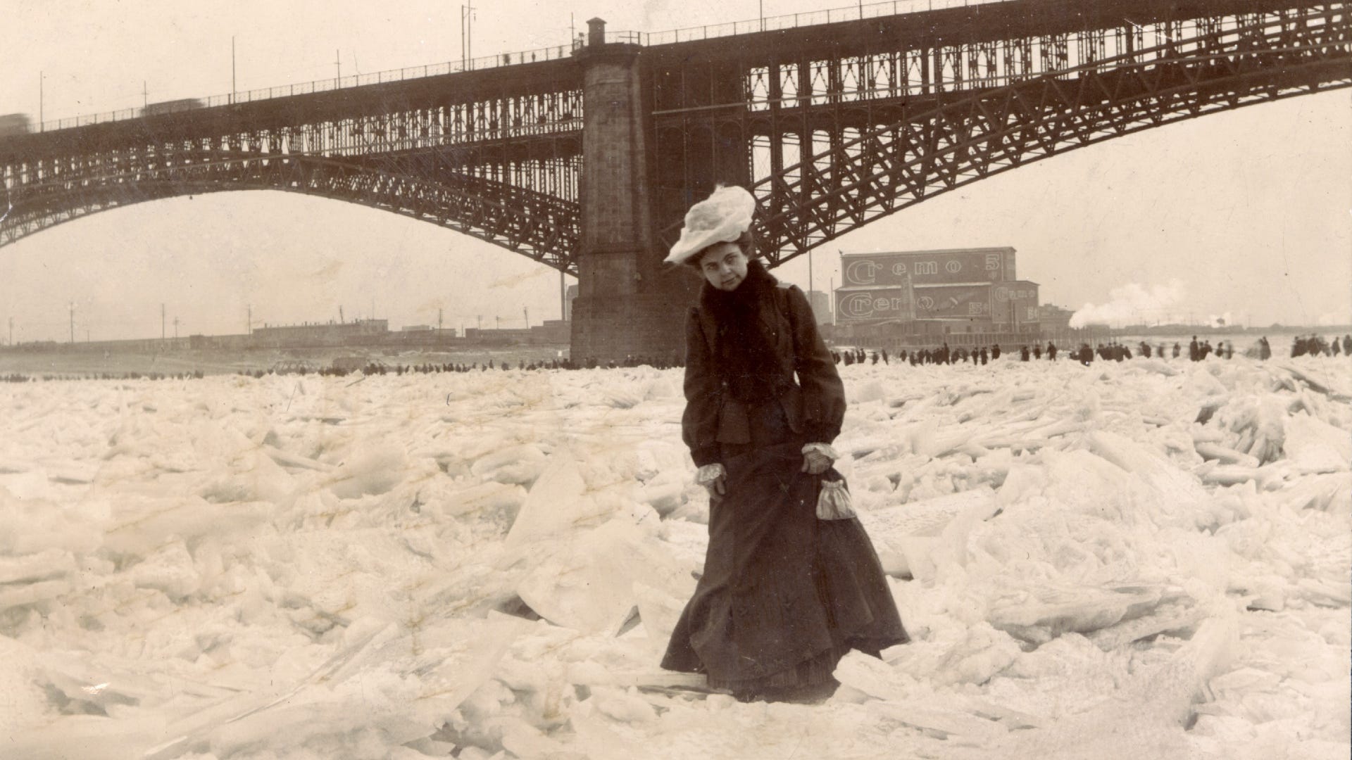 PHOTOS: St. Louisans used to walk across, party on the frozen Mississippi River