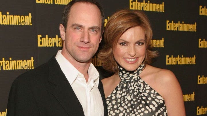 ‘Law & Order’: Mariska Hargitay shares pic with Christopher Meloni on spinoff set