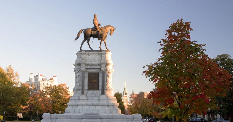 Robert E Lee Statue