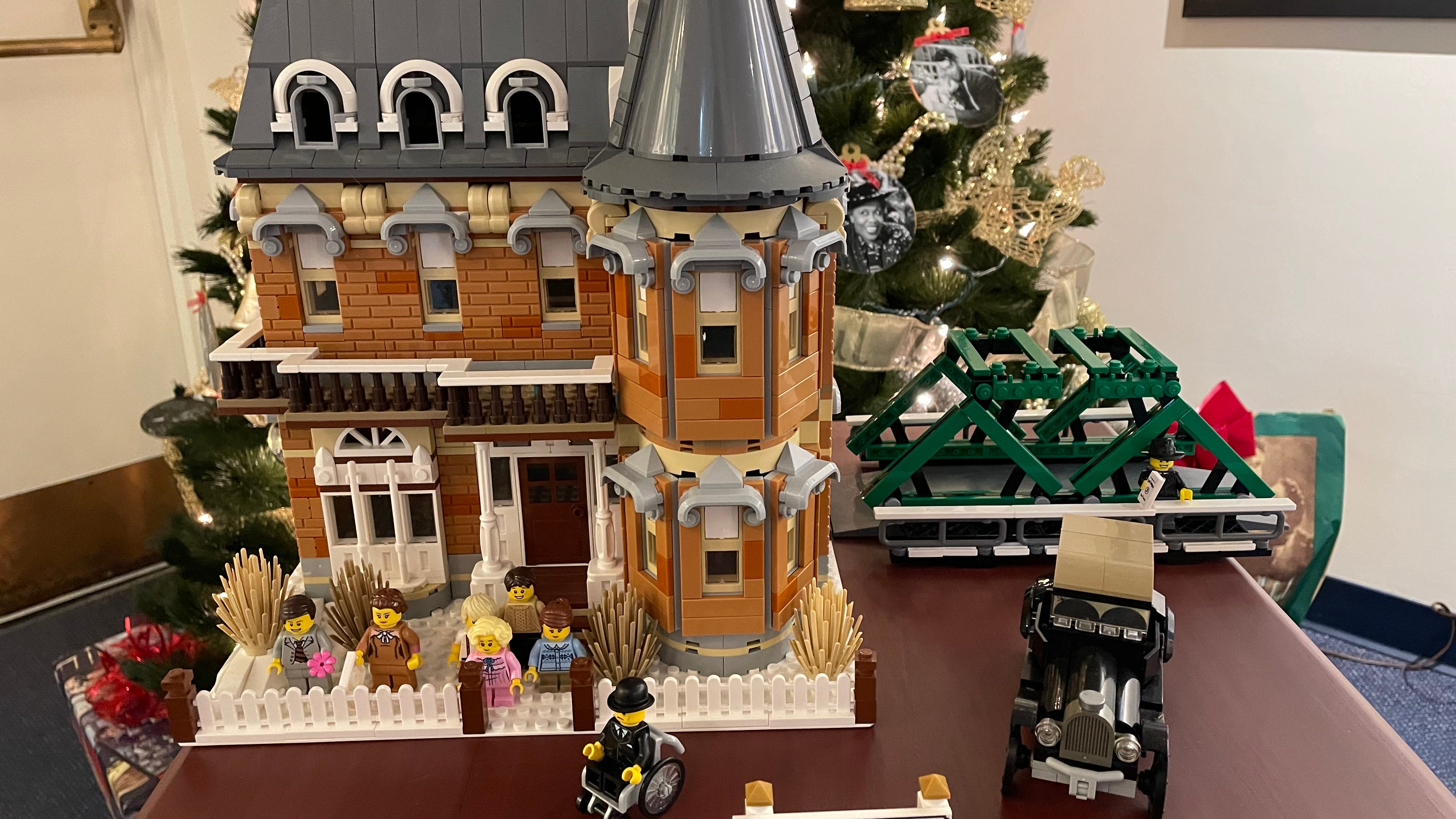 'It's a Wonderful Life' transformed into LEGO set at Jimmy Stewart museum