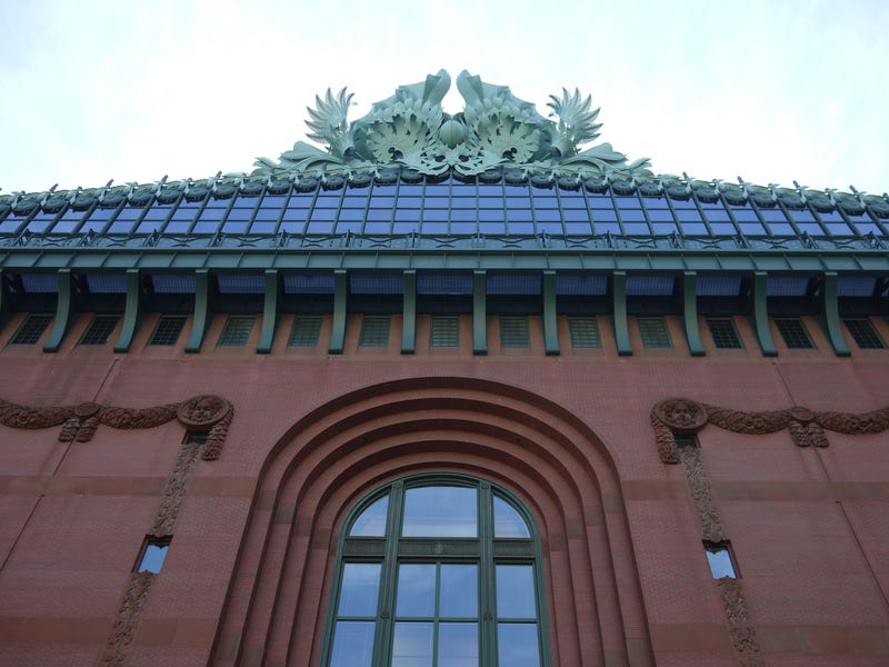 Harold Washington Library in downtown Chicago