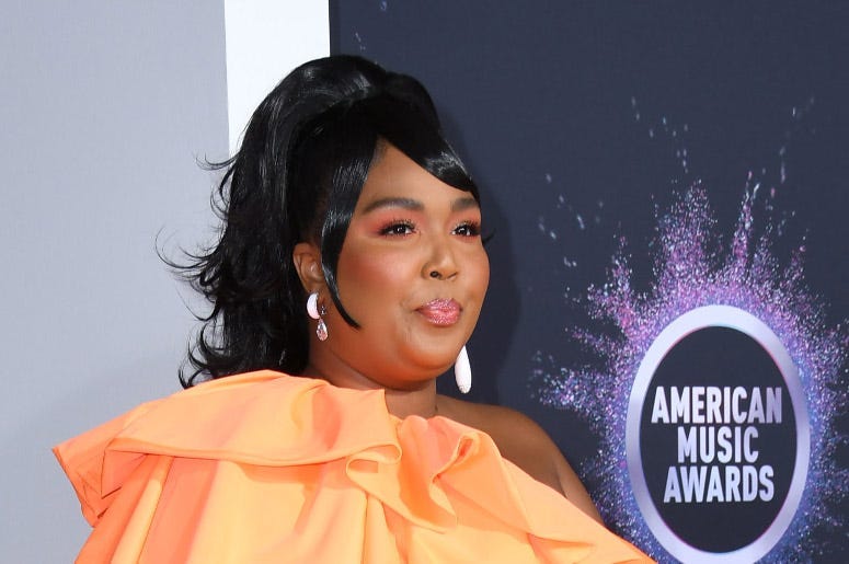 Lizzo at the American Music Awards 2019