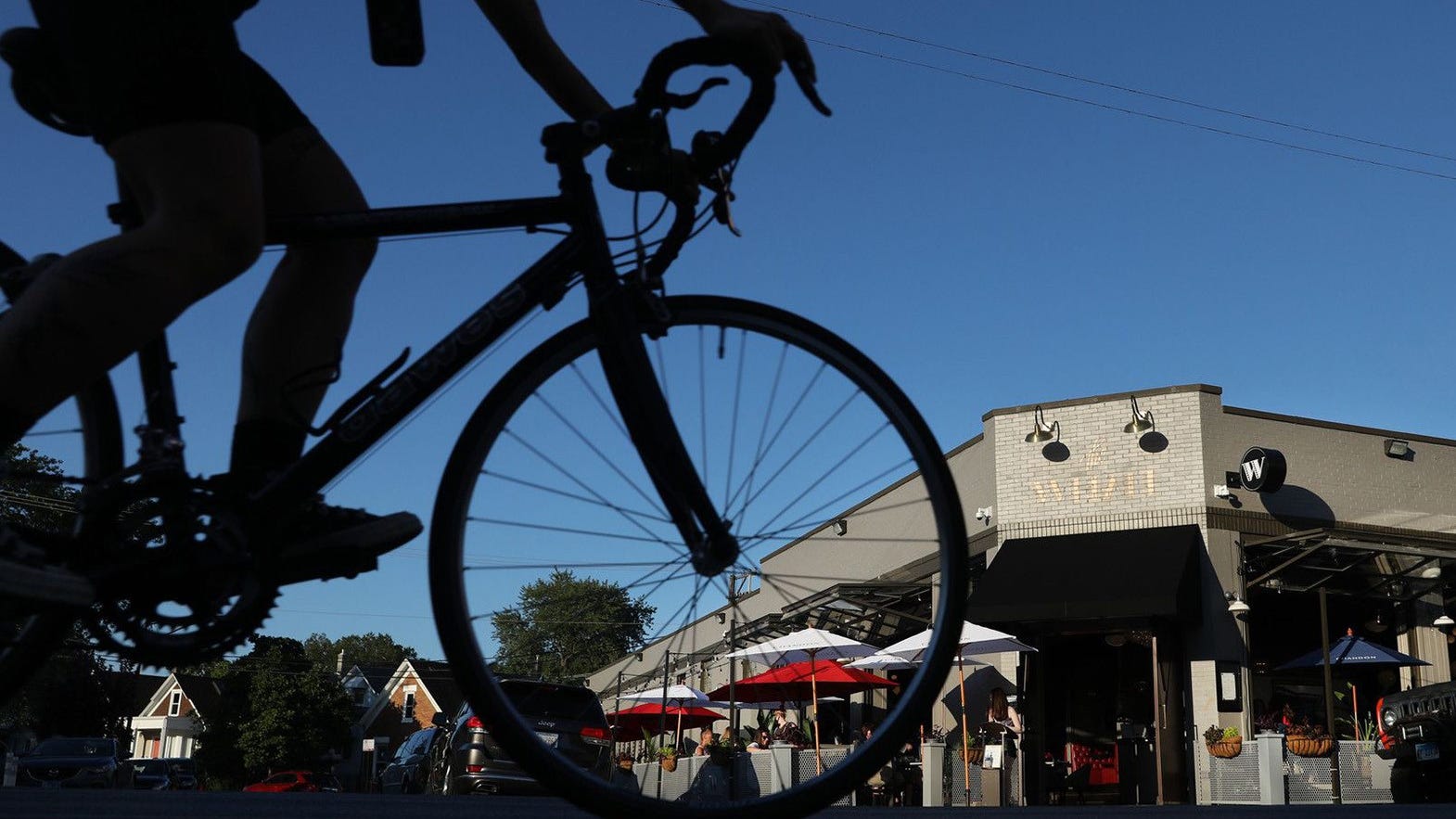 Logan Square stretch of 'Hipster Highway' could get special zoning