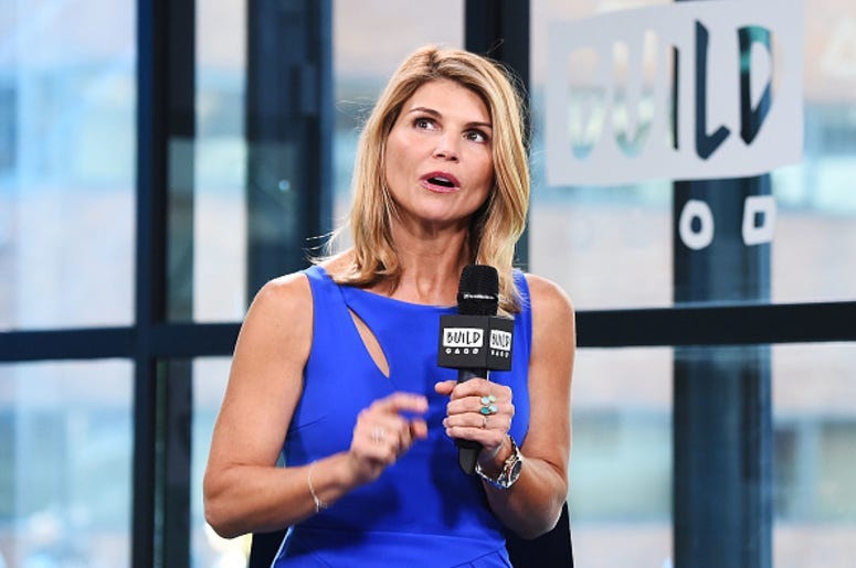 Lori_Loughlin