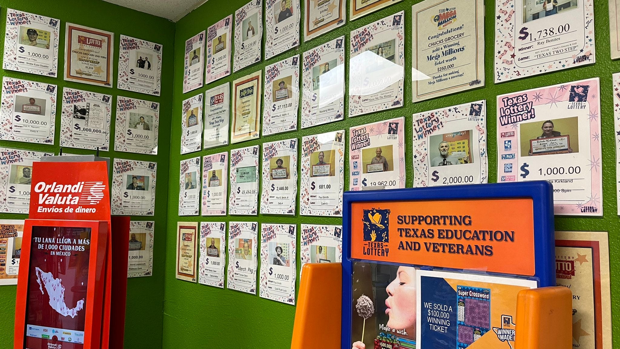 North Texas stores celebrate interest in $1 billion Powerball jackpot