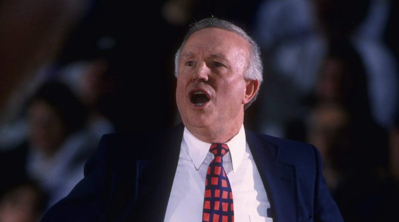 Lou Henson coaching Illinois in 1996