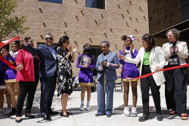 Ribbon cutting at new Park District complex