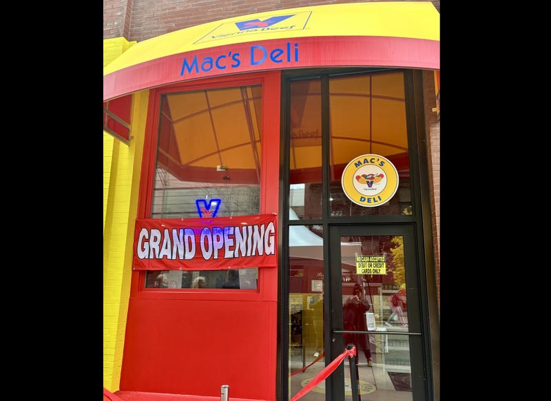 exterior of Mac's Deli
