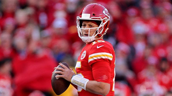 Patrick Mahomes shares his thoughts Kyler Murray's new contract